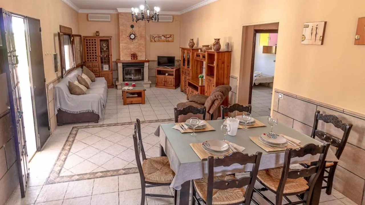 Holiday home Casa Rural Silvia Y Melissa Villa La Puebla de Cazalla